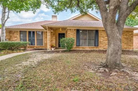 318 Parkwood Ln, Coppell, TX 75019