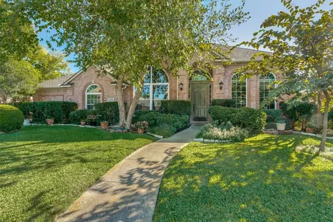 2608 Newcastle Dr, Carrollton, TX 75007