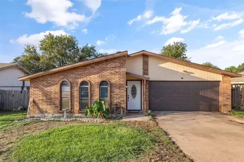 1409 Whittenburg Dr, Fort Worth, TX 76134