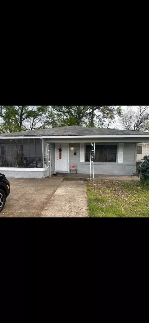 1853 Cheatham St, Shreveport, LA 71108
