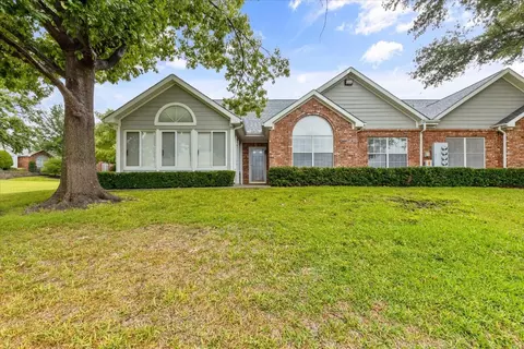 6139 Haley Ln, Fort Worth, TX 76132