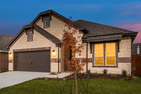 1929 Velora Dr, Fort Worth, TX 76052
