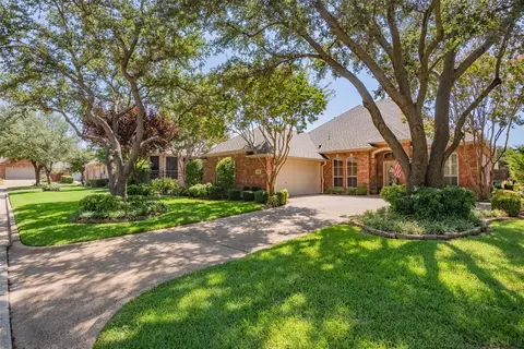 5108 National Ct, Arlington, TX 76017