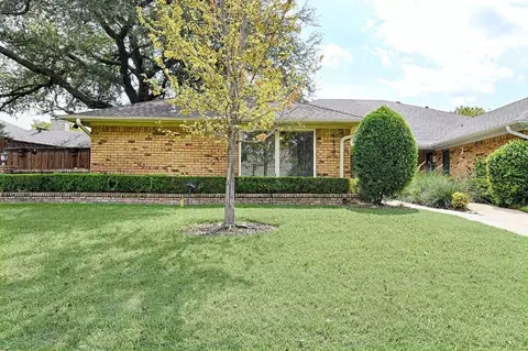 2930 Country Place Dr, Carrollton, TX 75006