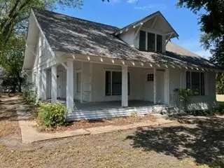 513 Waco St, Italy, TX 76651