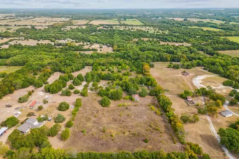 1202 Oxford Crossing Rd, Van Alstyne, TX 75495