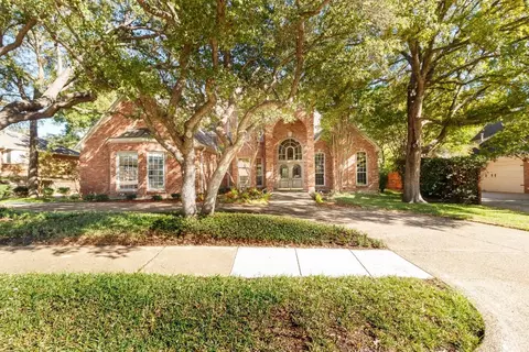 2334 Aberdeen Bnd, Carrollton, TX 75007