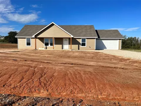 704 Elm Tree Ct, Poolville, TX 76487
