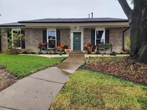 2033 Peters Cv, Carrollton, TX 75007