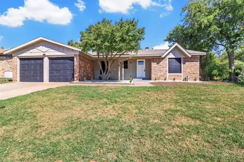 6920 Brandywine St, Watauga, TX 76148