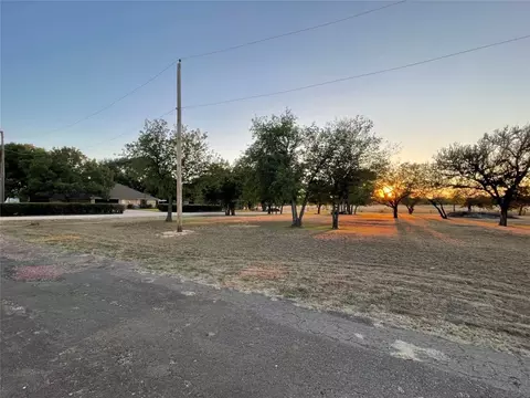 220 Housley, Strawn, TX 76475 photo 17