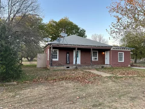 220 Housley, Strawn, TX 76475