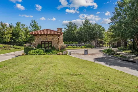 4900 Corriente Ln, Benbrook, TX 76126