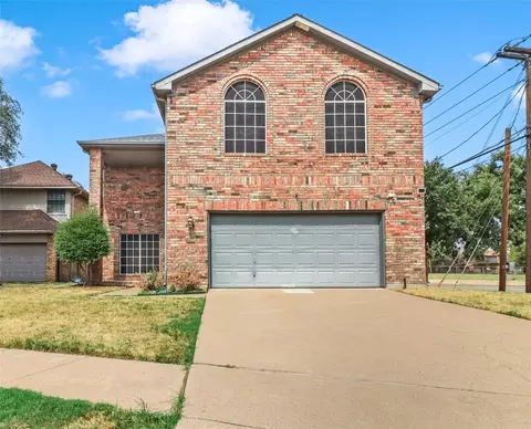 4101 High Crest Dr, Irving, TX 75061