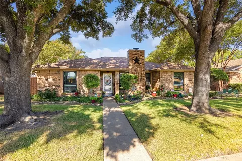 1409 Woodland Park Dr, Garland, TX 75040