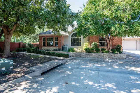3241 Rosemeade Dr #2011, Fort Worth, TX 76116