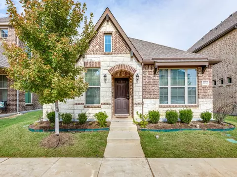 2104 Barx Dr, Little Elm, TX 75068