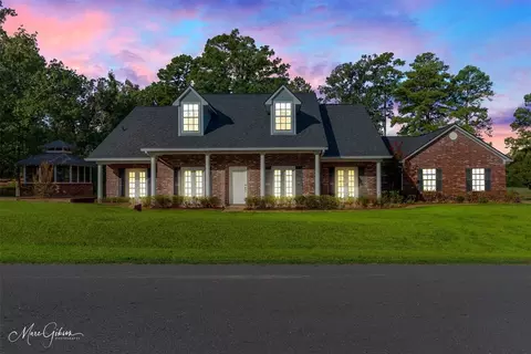8125 Chickamauga Trl, Shreveport, LA 71107
