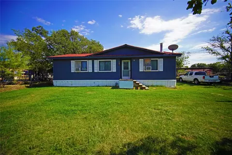 1511 W 380 Hwy, Jacksboro, TX 76458