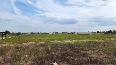 5311 Buffalo St, Midlothian, TX 76065