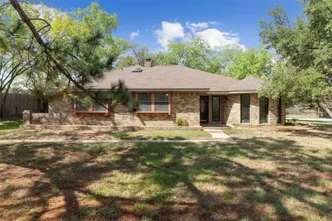 6914 Rendon New Hope Rd, Fort Worth, TX 76140