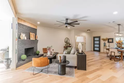 10548 Marquis Ln, Dallas, TX 75229