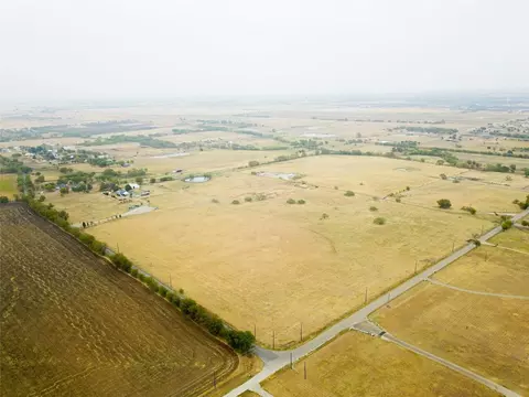 4759 Wakefield Rd, Justin, TX 76247
