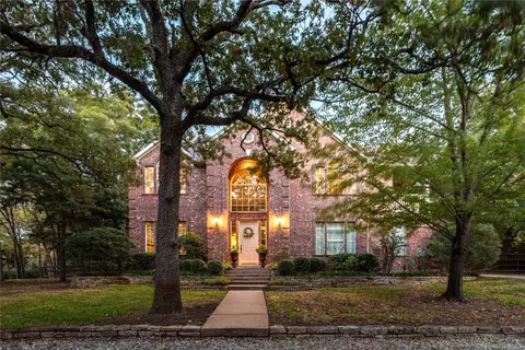 731 Lake Park Dr, Oak Point, TX 75068