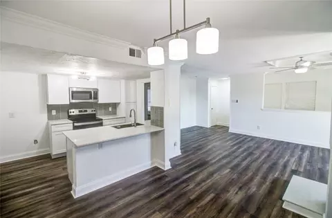 8560 Park Ln #231, Dallas, TX 75231