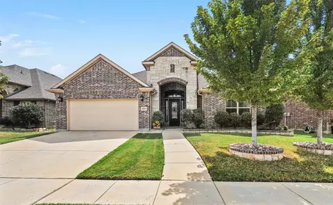 6829 San Fernando Dr, Fort Worth, TX 76131