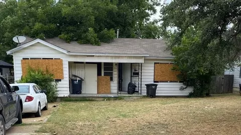 5424 Houghton Ave, Fort Worth, TX 76107