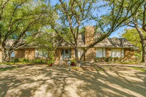 11212 Inwood Rd, Dallas, TX 75229