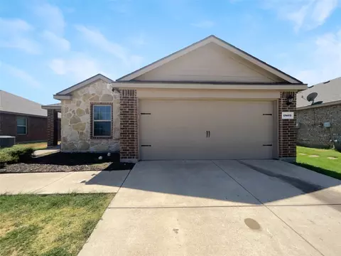 1809 Meadow Crest Dr, Princeton, TX 75407