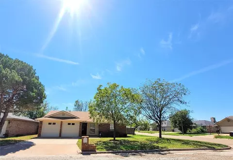1301 Lawyers Ln, Abilene, TX 79602