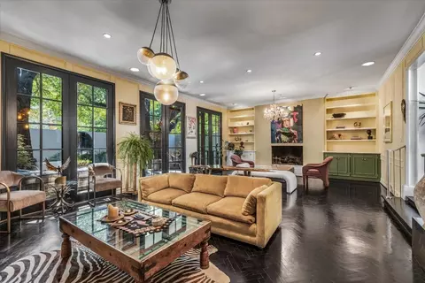 4646 Christopher Pl, Dallas, TX 75204