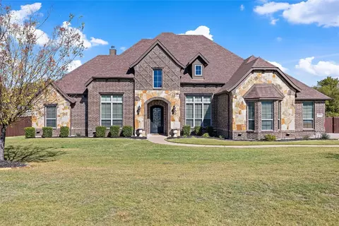 6251 Still Waters Dr, Midlothian, TX 76065