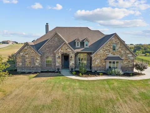12300 Bella Rosa Ct, Fort Worth, TX 76126