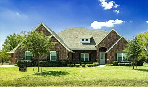 5956 Palcheff Dr, Fort Worth, TX 76126