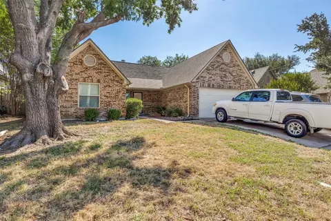 6007 Heatherglen Dr, Arlington, TX 76017