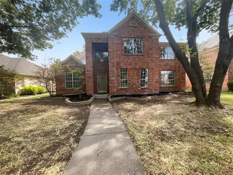 8900 Smokey Dr, Plano, TX 75025