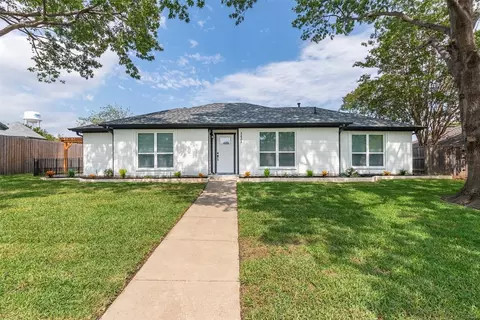 3421 Plum Dr, Sachse, TX 75048