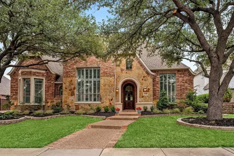 5060 Shoreline Dr, Frisco, TX 75034