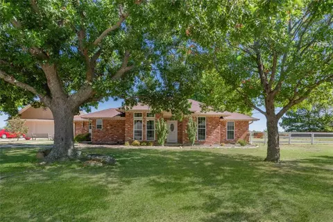 205 County Road 1010, Princeton, TX 75407
