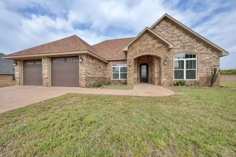 1404 Hannah Cir, Lindale, TX 75771