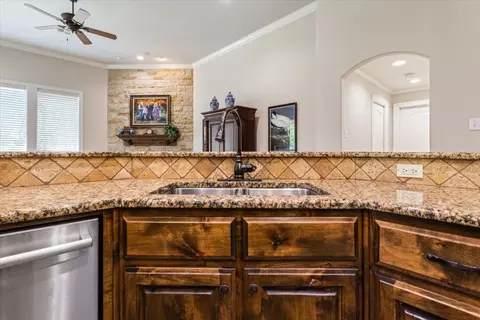 4010 Cascade Trl, Mcgregor, TX 76657 photo 21