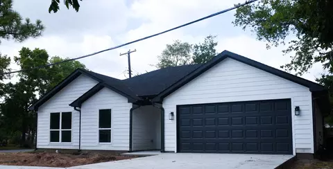 1901 N Main St, Bonham, TX 75418