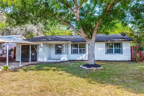 3720 Strayhorn Dr, Mesquite, TX 75150