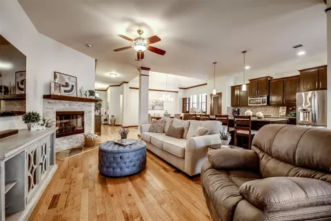 4333 Bewley Dr, Fort Worth, TX 76244