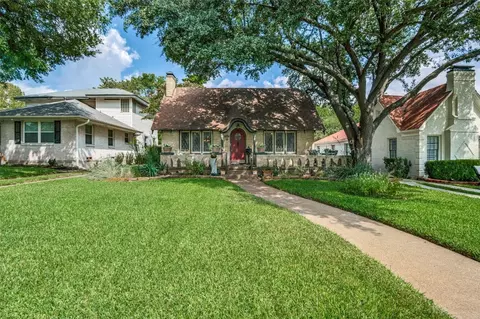 923 Stewart Dr, Dallas, TX 75208