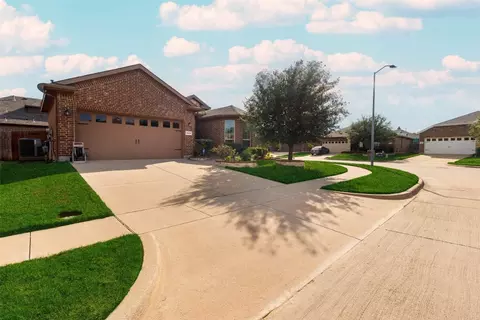 5016 Audie Ct, Arlington, TX 76001